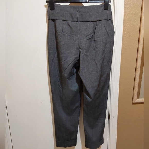 🌺 Near New Sparkle & Fade Pleated & Cuffed Dress Pants - Picture 4 of 9